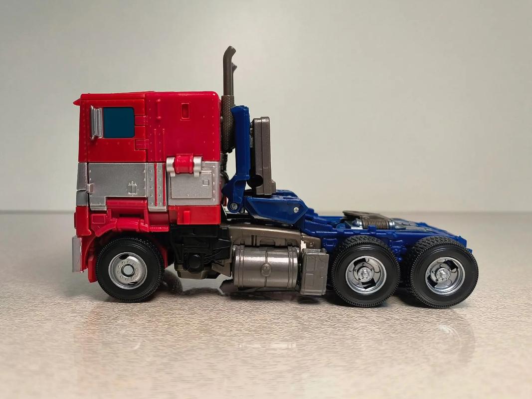 孩之宝 SS系列 电影6 SS38擎天柱（V级）图15.jpg