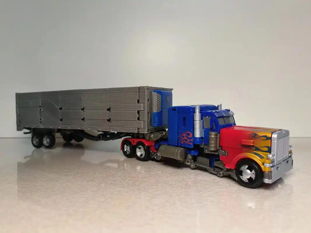 孩之宝 SS系列 电影3 SS44飞翼擎天柱（L级）图30.jpg