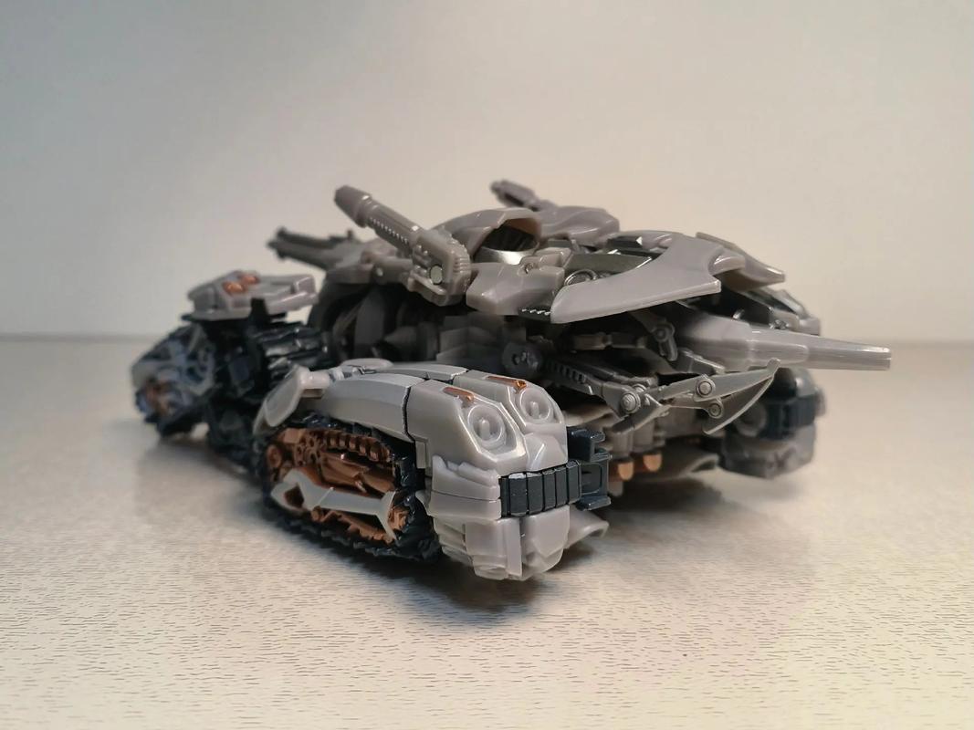 孩之宝 SS系列 电影2 SS13威震天（V级）图7.jpg